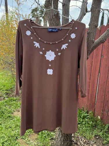 Susan graver brown embroidered - brown,