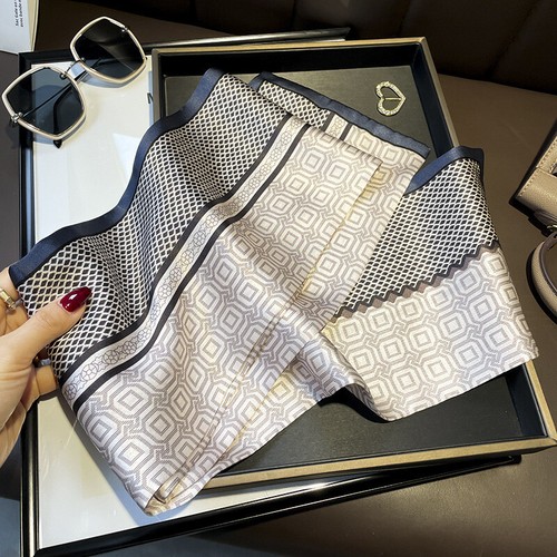 100 genuine mulberry silk - 100%,