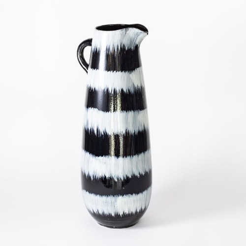 Huge giant pitcher - pitcher/, vase