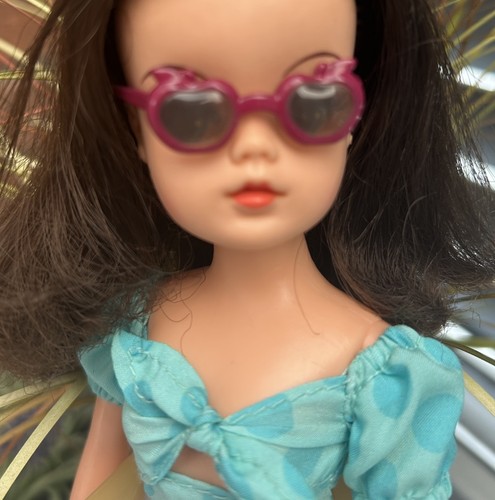 Super cool retro sindy - super,