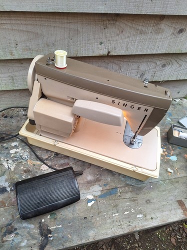 Singer electric l47 zig zag - ,