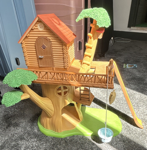 Sylvanian families tree house