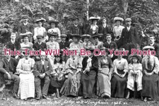 NO 2985 - Light On The Hill