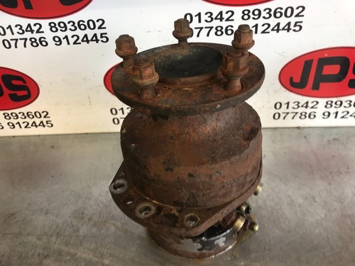 Front stud hydraulic - stud,