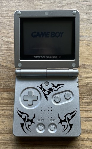 Tribal silver nintendo - nintendo, gameboy