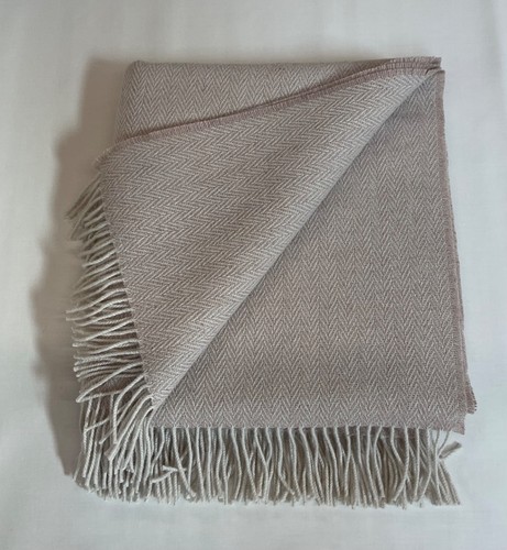 Pure wool fringed - pure,