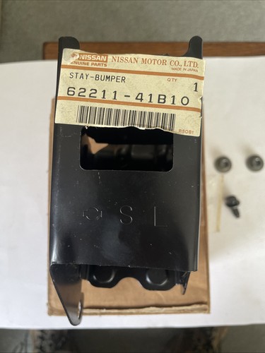 Front bumper mount - bumper, (body)