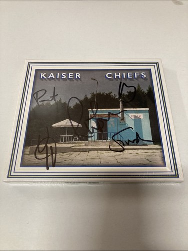 Kaiser chiefs hand signed duck - hand,