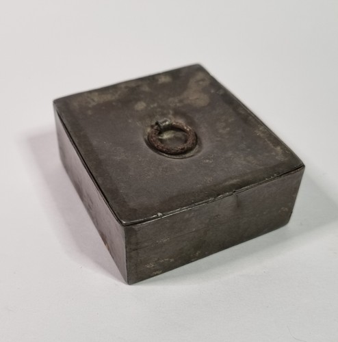 Antique small pewter box - small, spare