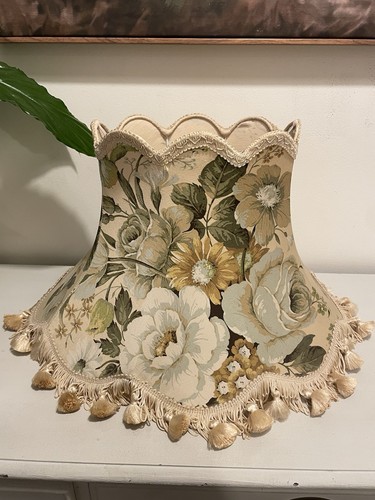 Large vintage lampshade bell - large,
