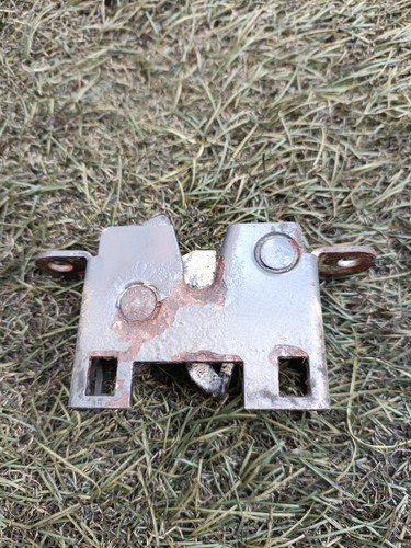 Jaguar type bonnet lock - x,
