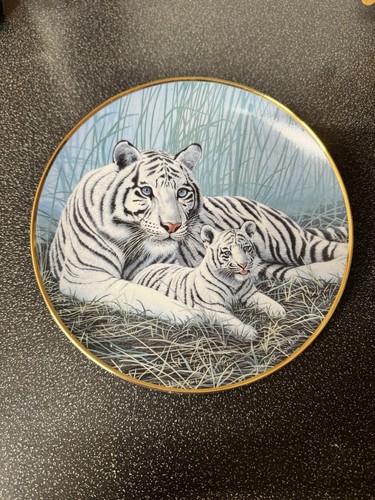 White tigers plate - tigers,