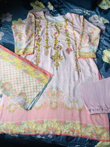 Pakistani salwar kameez - pakistani,