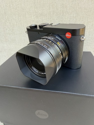 Leica compact camera - camera, 60.3mp