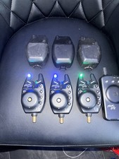 Set of 3 fox micron dxr carp fishing bite alarm with receiver. retro 1990s 