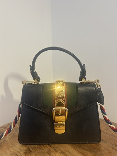Authentic gucci sylvie - authentic,