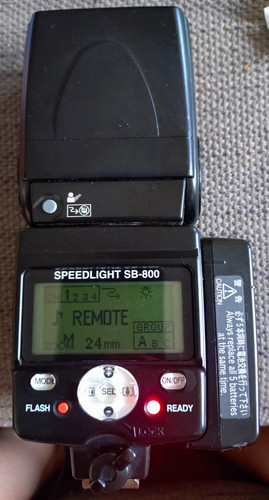 Nikon speedlight 800 strobe - sb-800,