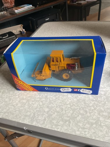 Road roller