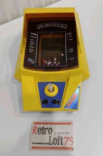 Cgl konami frogger - table, top