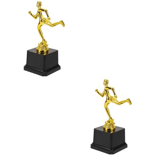 Set trophies for - of, adults