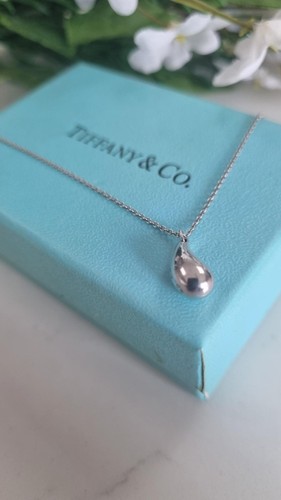 Tiffany teardrop pendant - tiffany, &