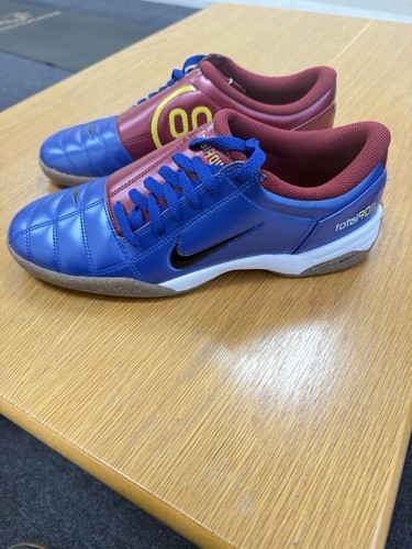 Nike total astro boots - 90, size