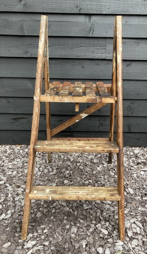 Vintage wooden two step - wooden,