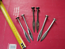 Vintage Line Pins Bricklaying