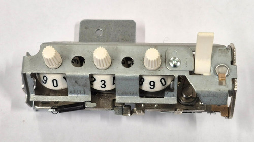 Knitmaster knitting machine - knitmaster,