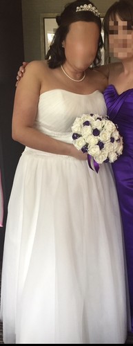 Ivory line wedding dress - a,