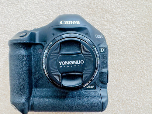 Canon eos mark - canon,
