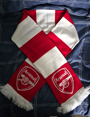 Unworn arsenal red - unworn,