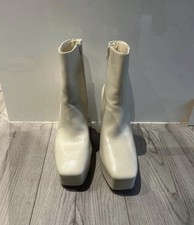 Schuh Women’s Heeled Boots