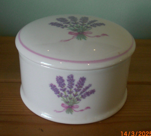 Vintage norfolk lavender - norfolk,