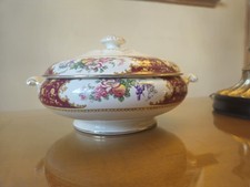 Bridgwood | Elegant Floral