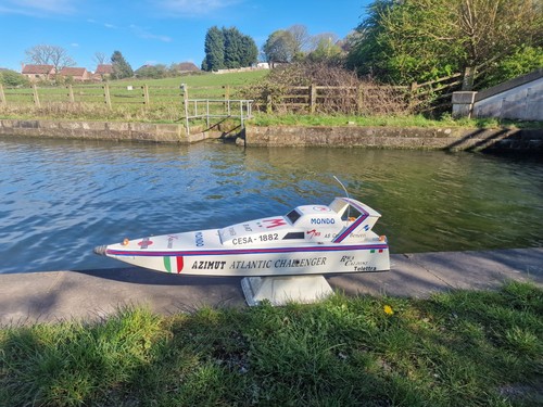 Petrol speed boat - rc,