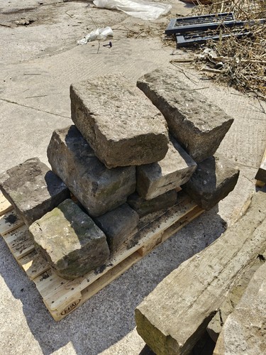 Wall stone cobbles large - /,