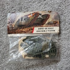 Airfix 00 (1/76) Scale 1916 MK.1 Tank c1960s model kit ww1 