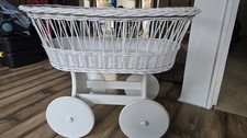 White Wicker Wheels Crib Baby Moses basket 