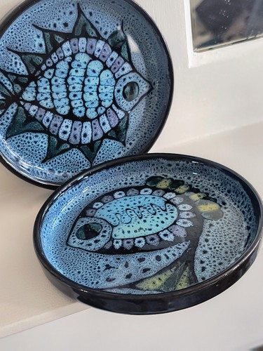 Pair wellhouse pottery - wellhouse,
