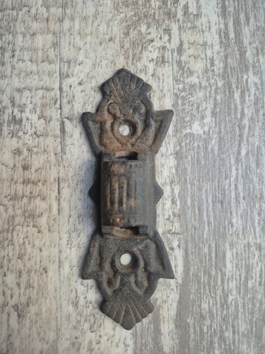 Antique cast iron oil - cast,