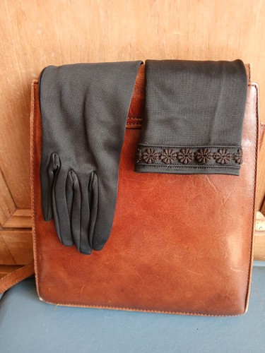 Vintage 1950s 1960s - , black