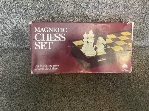 Vintage magnetic chess - vintage, set