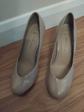 New Look Women's Court Shoes UK Size 4 Wide Fit