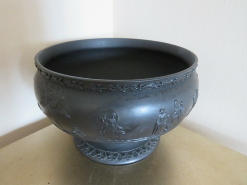 Wedgwood black basalt - black,