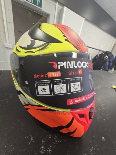 Vcan motorcycle helmet - vcan, this