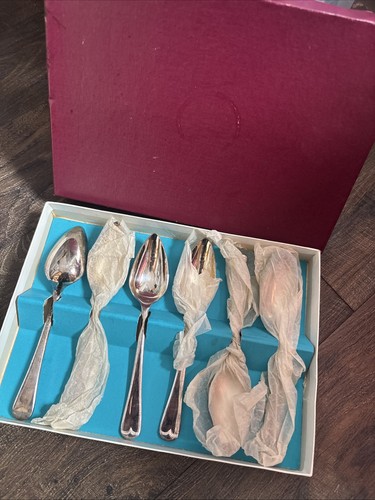 Set grapefruit spoons - of,