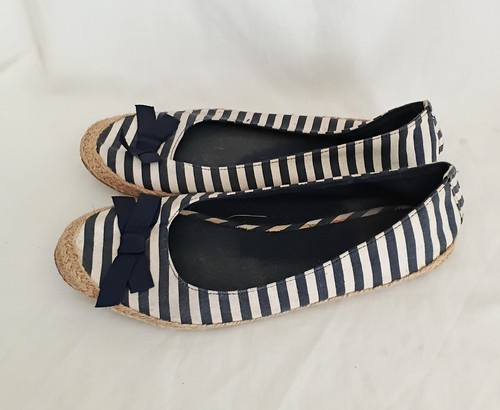Navy blue white striped - &,