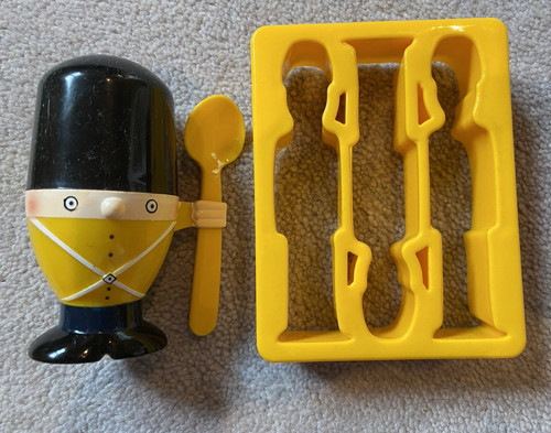 Novelty plastic egg cup set - novelty,