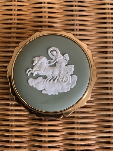 Wedgwood jasperware green - jasperware,